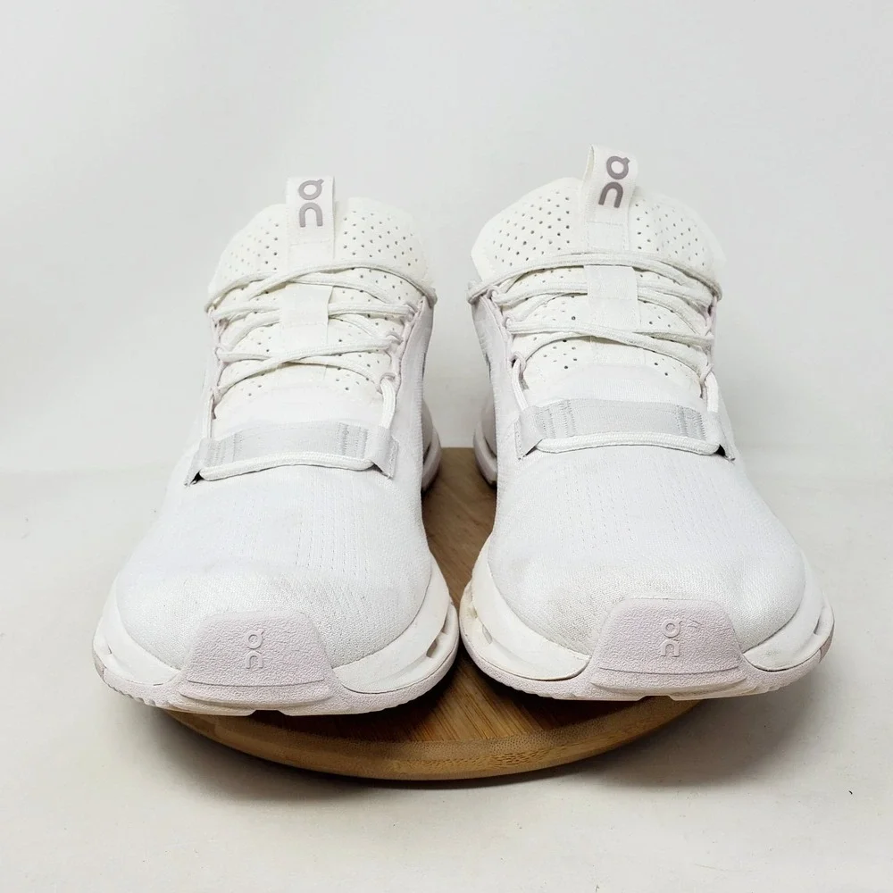 On Cloudnova Shoes Womens 11 White Sneaker Casual Gym Running Comfort